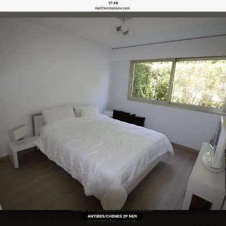 Les Nereides Apartman *